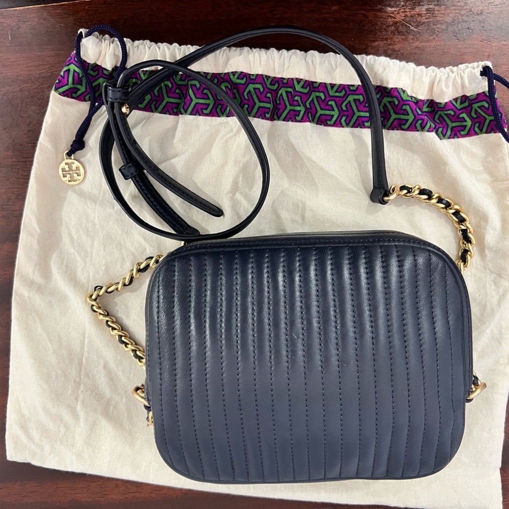 TORY BURCH FLEMING SOFT FLORAL CAMERA BAG - Picture 4 of 12